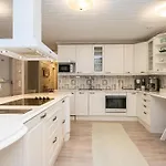 Tyssinniemi By Interhome * Hiukkajoki
