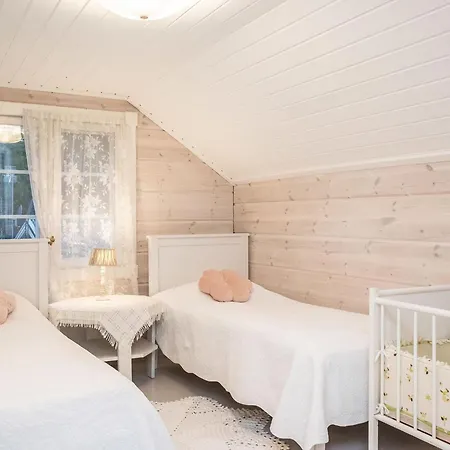 Tyssinniemi By Interhome بيت للعطل Hiukkajoki